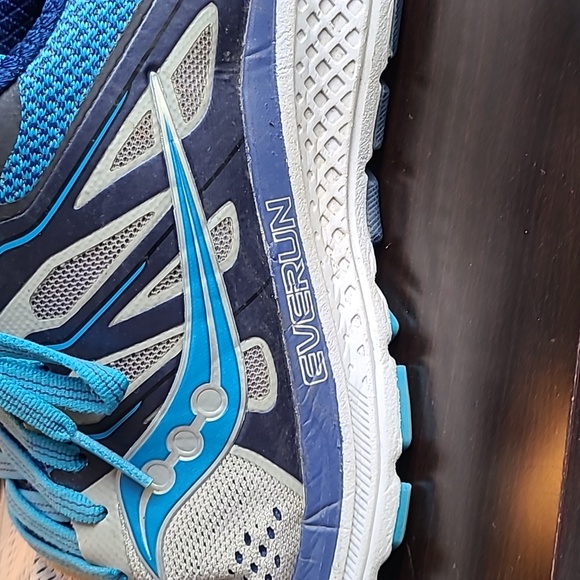 Saucony EverRun gently used breathable running tennies/sneakers/athletic. B-1 - Picture 7 of 11